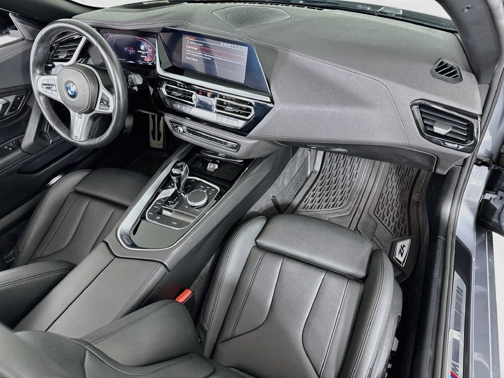Used 2025 BMW Z4 sDrive30i RWD image 17