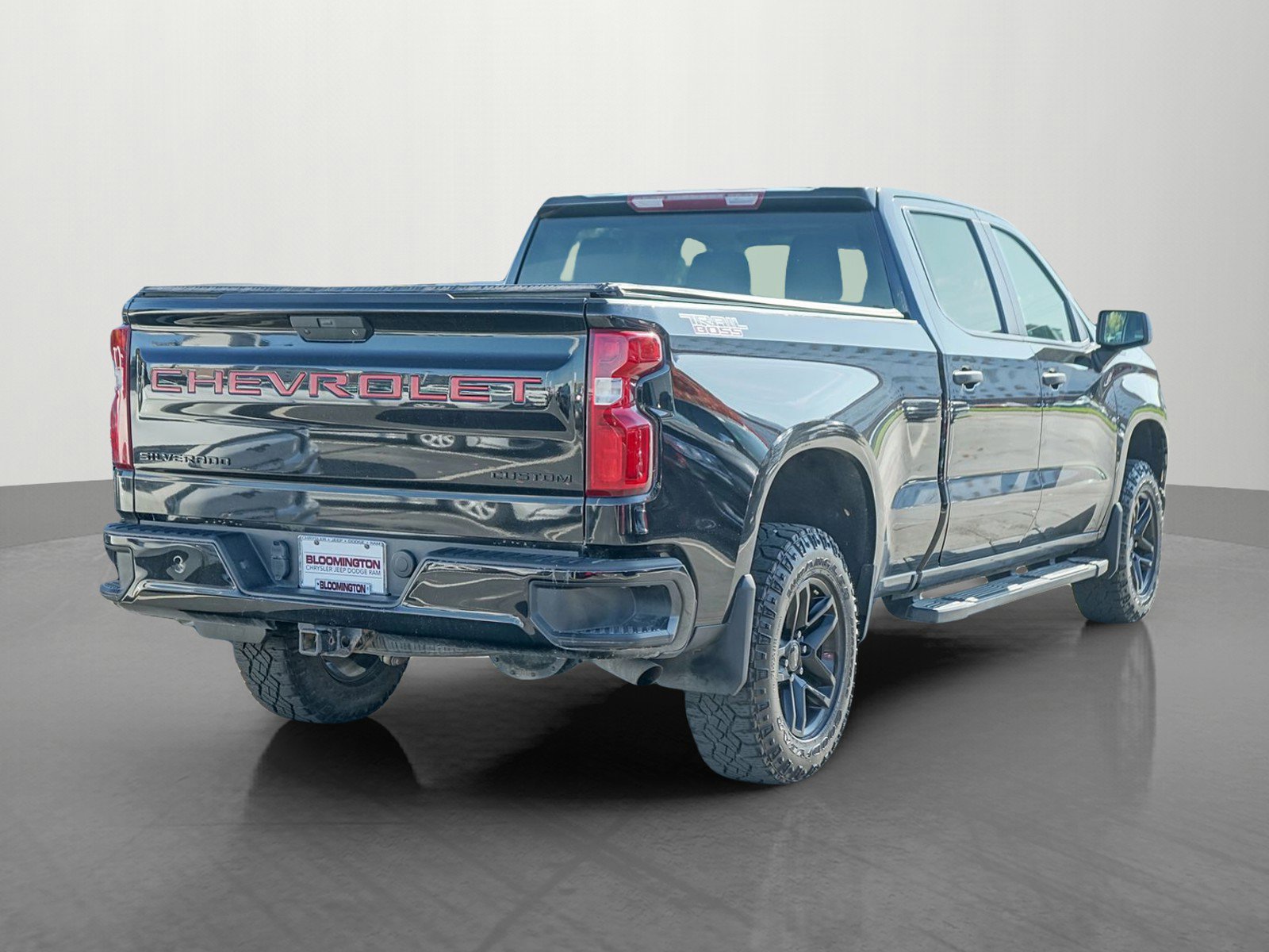 Used 2022 Chevrolet Silverado 1500 Custom Trail Boss w/ LPO, Dark Essentials Package image 7