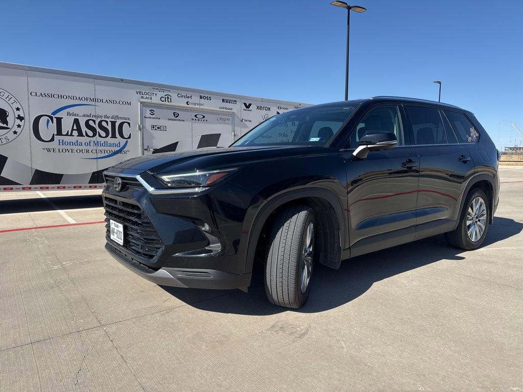 Used 2024 Toyota Grand Highlander Platinum image 1