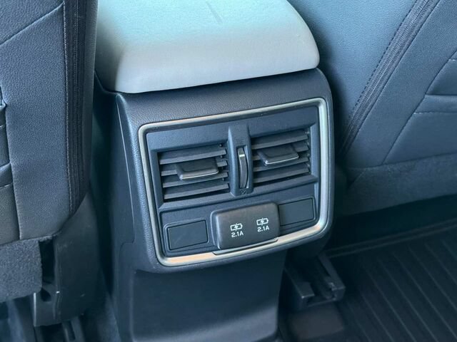 Used 2020 Subaru Forester Premium AWD/4WD image 16
