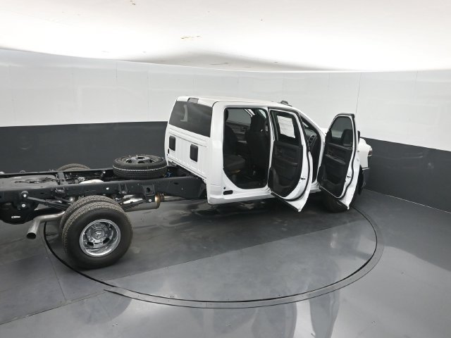 New 2026 RAM 3500 Tradesman w/ Chrome Appearance Group A AWD/4WD image 62