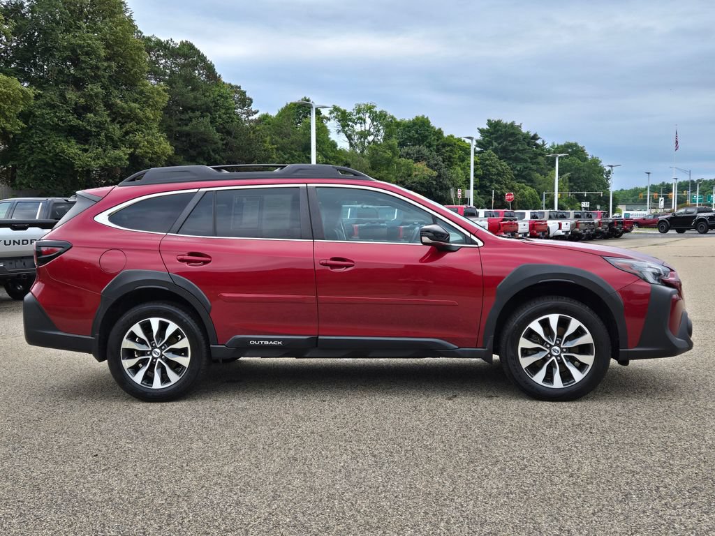 Used 2024 Subaru Outback Limited AWD/4WD image 7