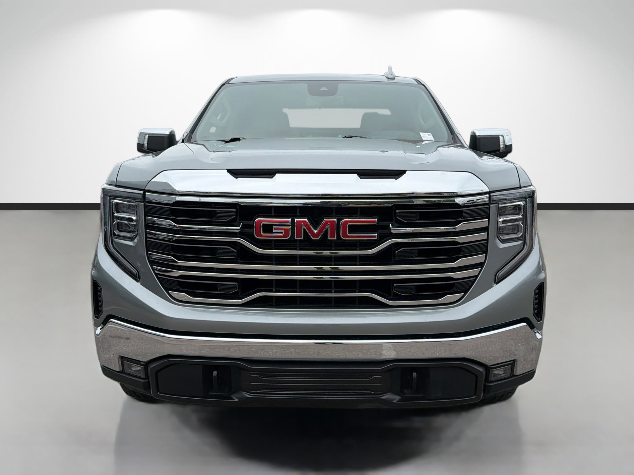 Used 2025 GMC Sierra 1500 SLT image 8