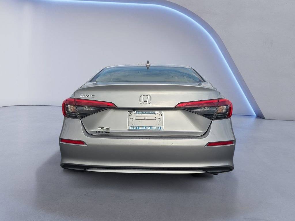 Used 2023 Honda Civic EX image 4