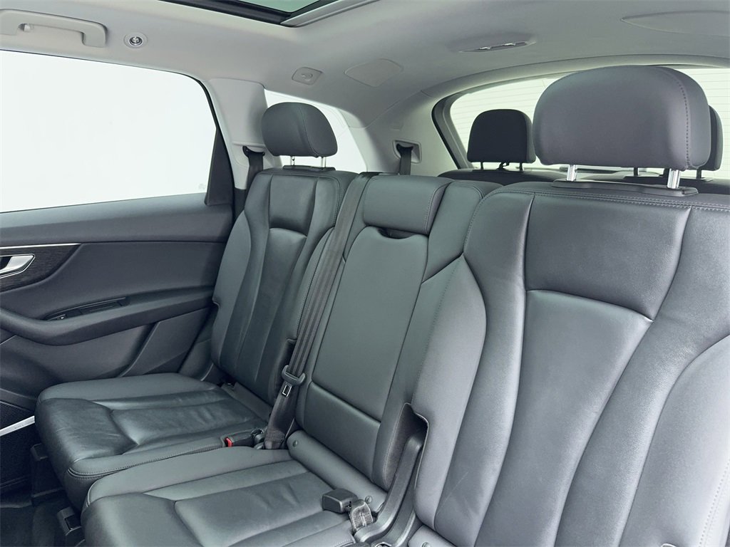 Used 2021 Audi Q7 3.0T Premium Plus image 39