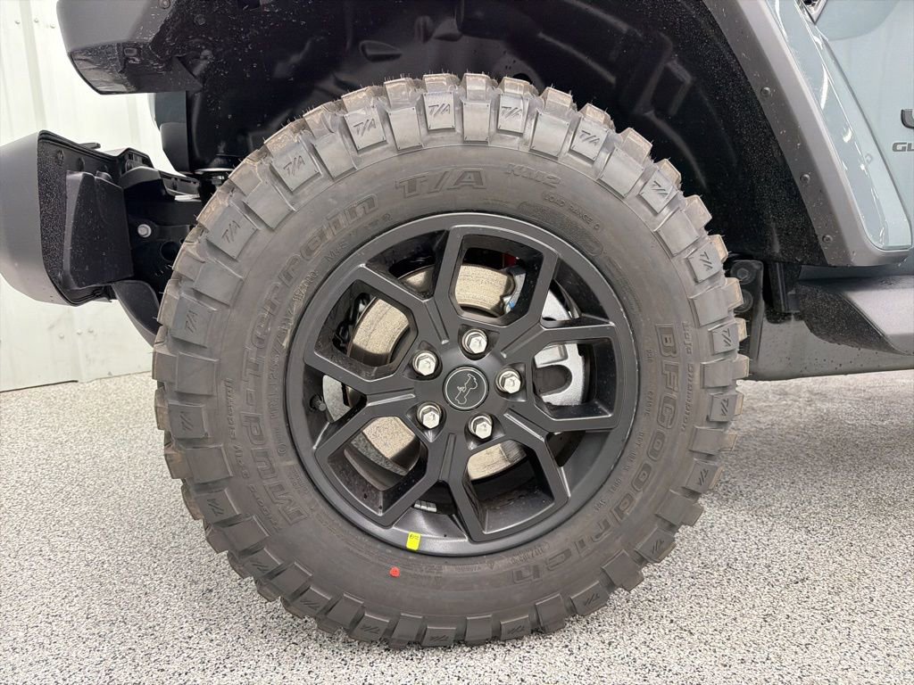 New 2026 Jeep Gladiator Sport image 8