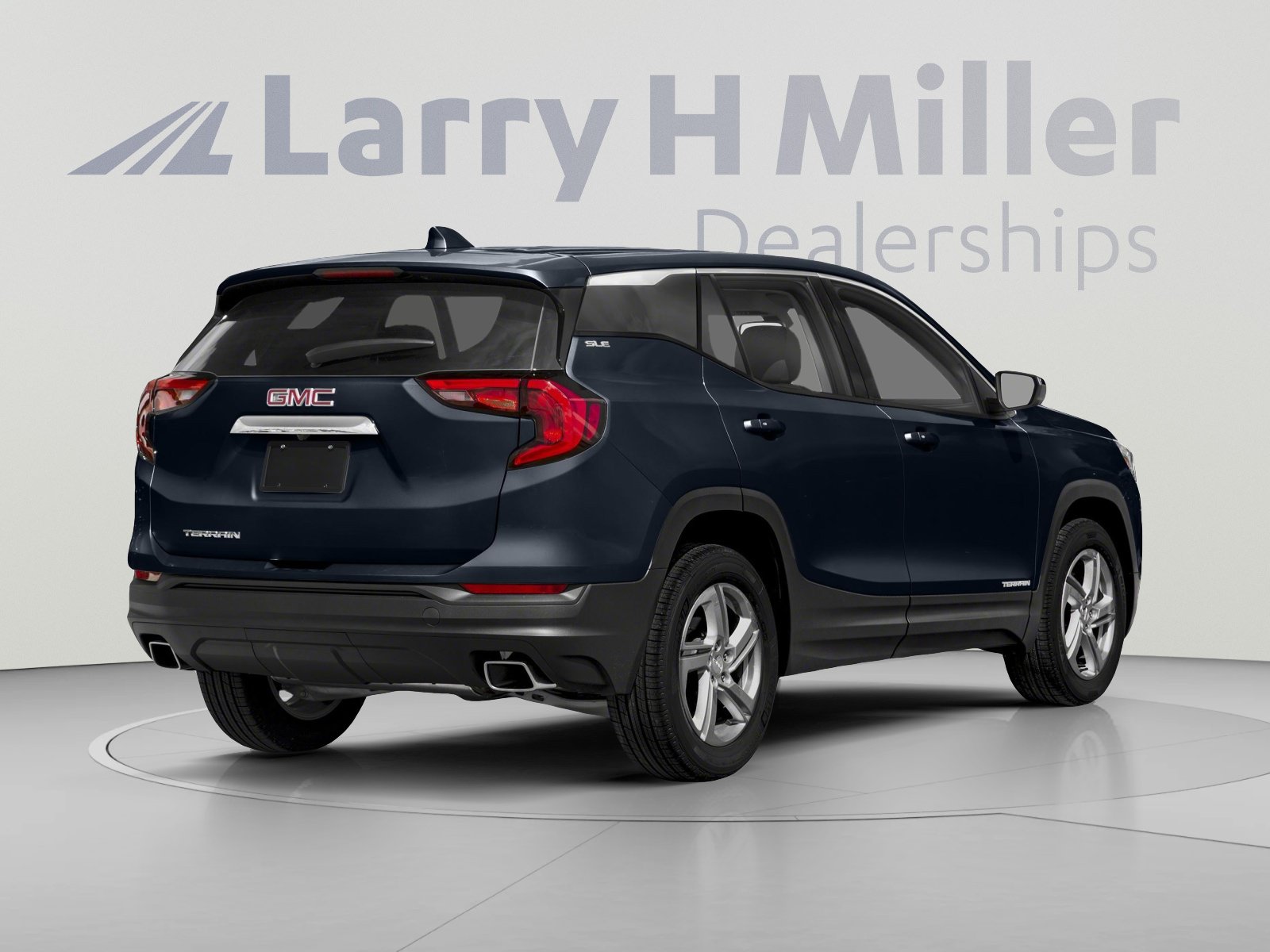Used 2019 GMC Terrain SLE w/ Driver Convenience Package FWD image 2
