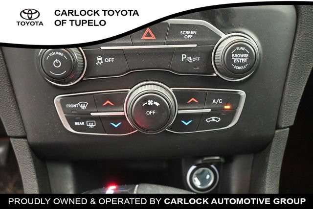 Used 2022 Dodge Charger SXT RWD image 27