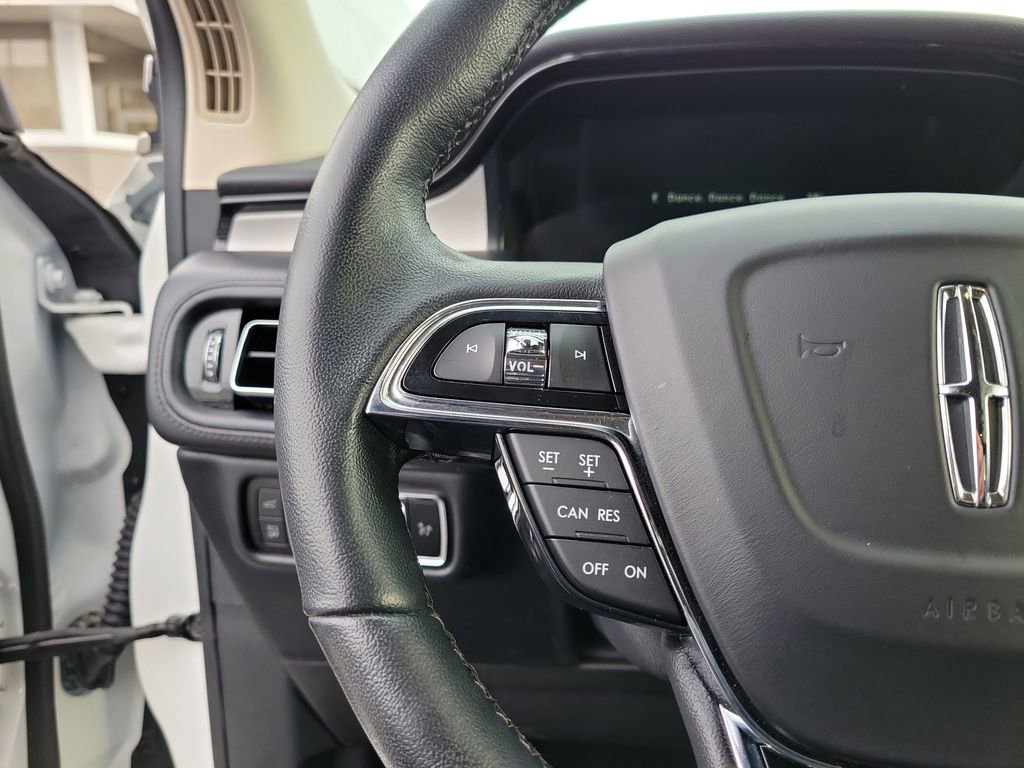 Certified 2023 Lincoln Nautilus AWD w/ Premium Package image 23