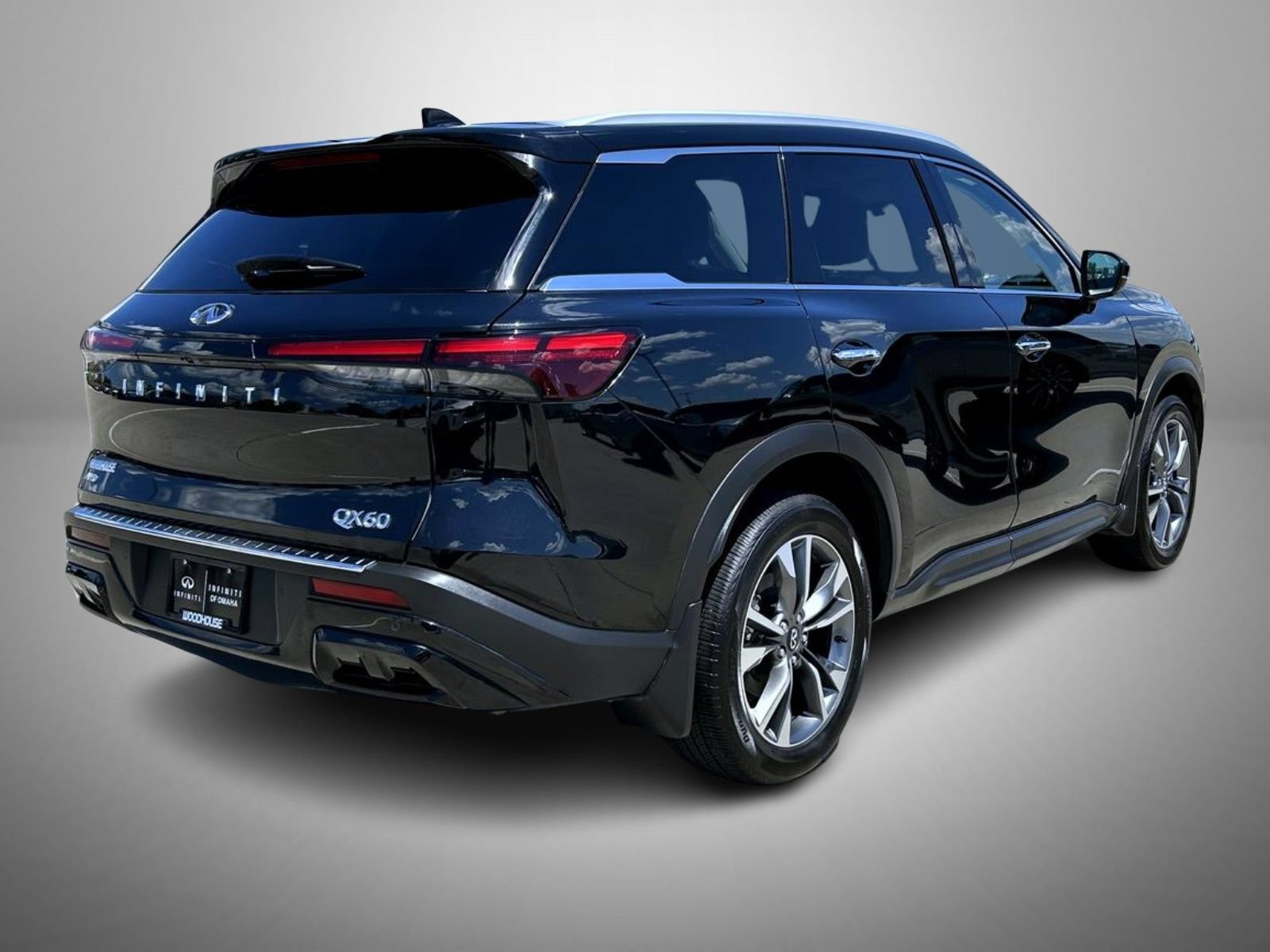 Certified 2023 INFINITI QX60 Luxe w/ Cargo Package AWD/4WD image 5