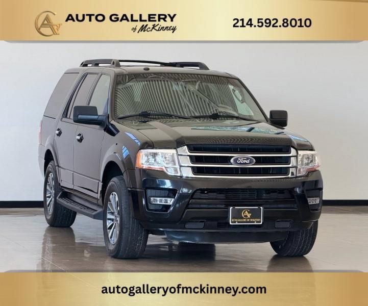 Used 2017 Ford Expedition XLT RWD image 1