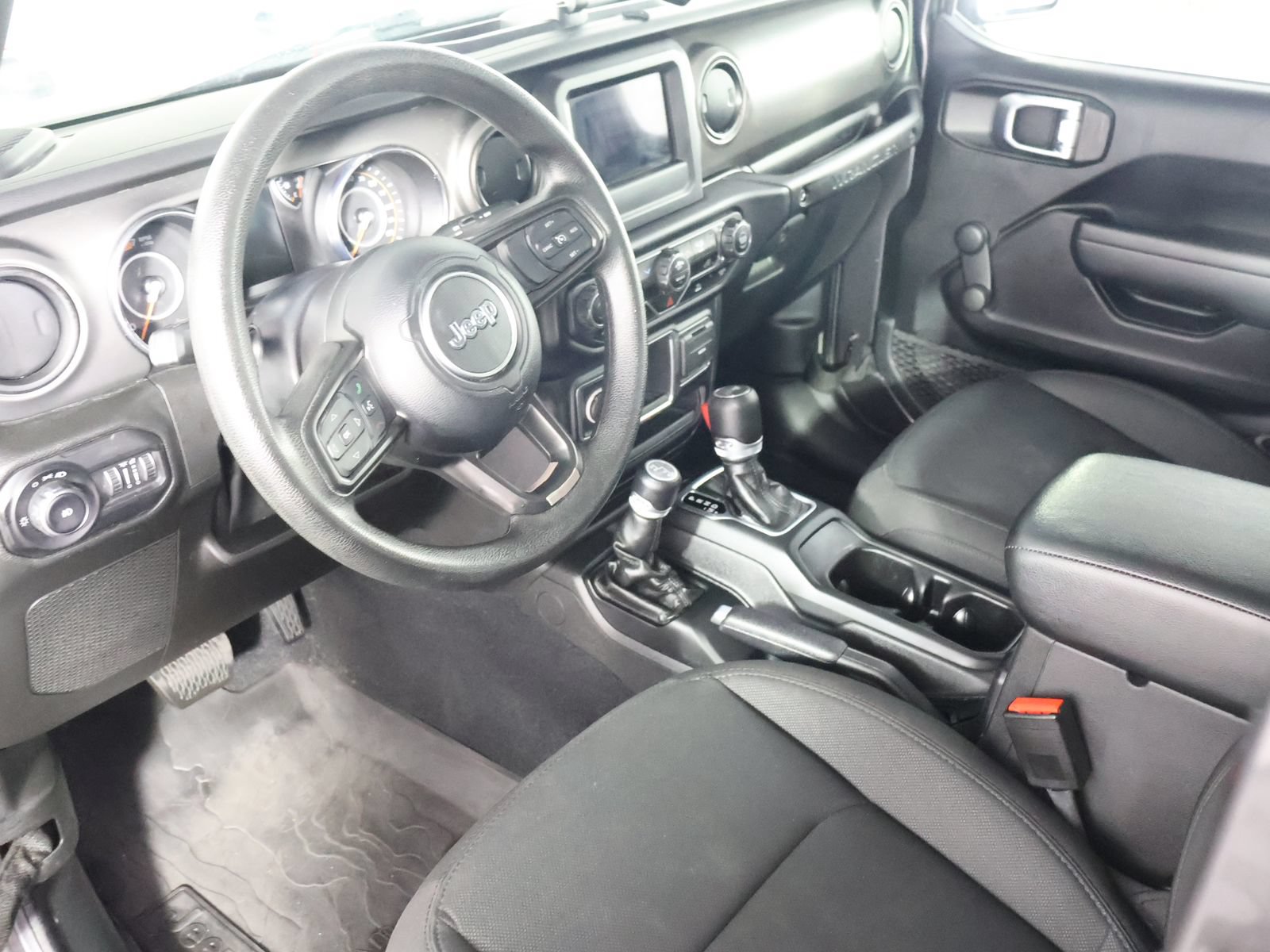Used 2022 Jeep Wrangler Unlimited Sport AWD/4WD image 22