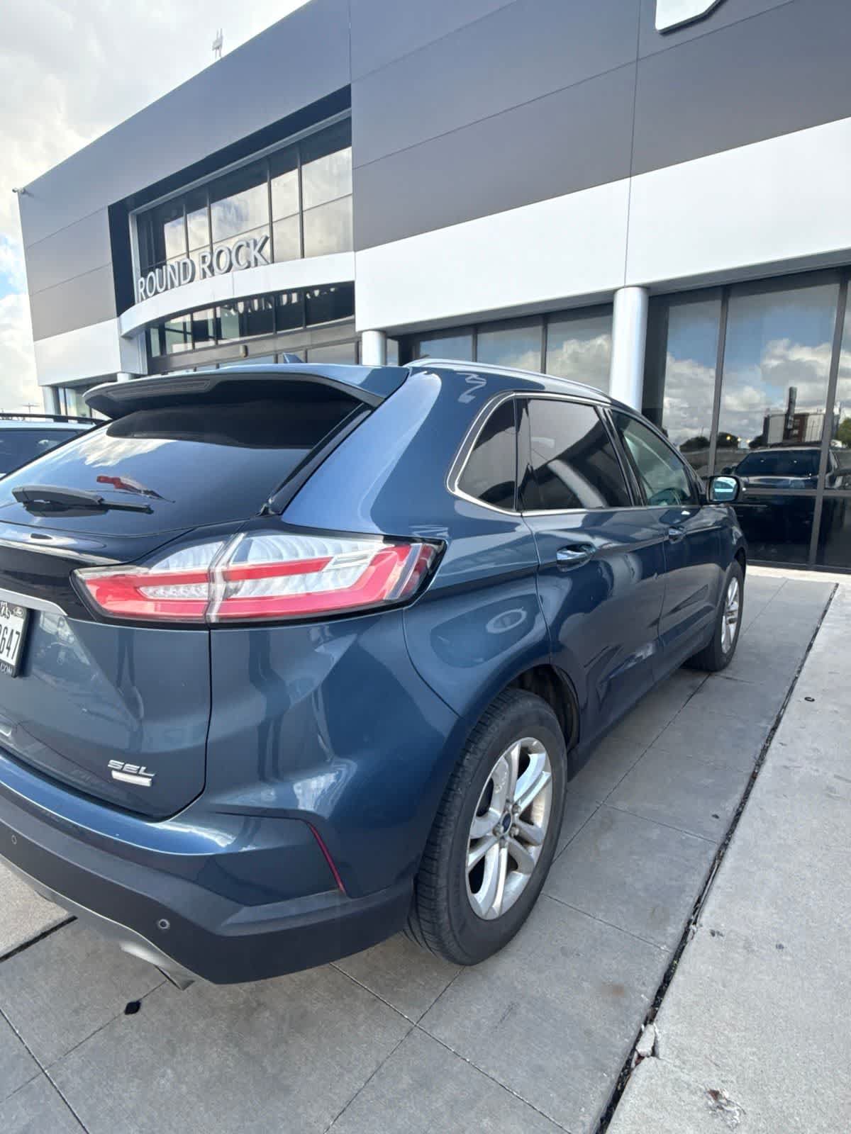 Used 2019 Ford Edge SEL w/ Equipment Group 201A FWD image 11