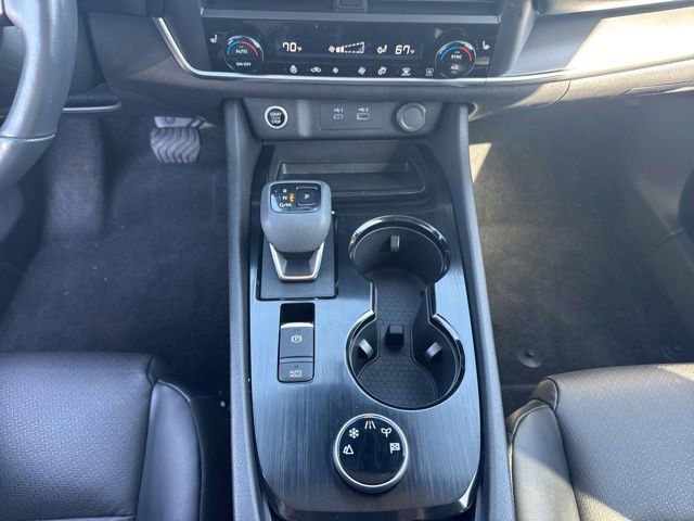 Used 2023 Nissan Rogue SV w/ SV Premium B Package image 13