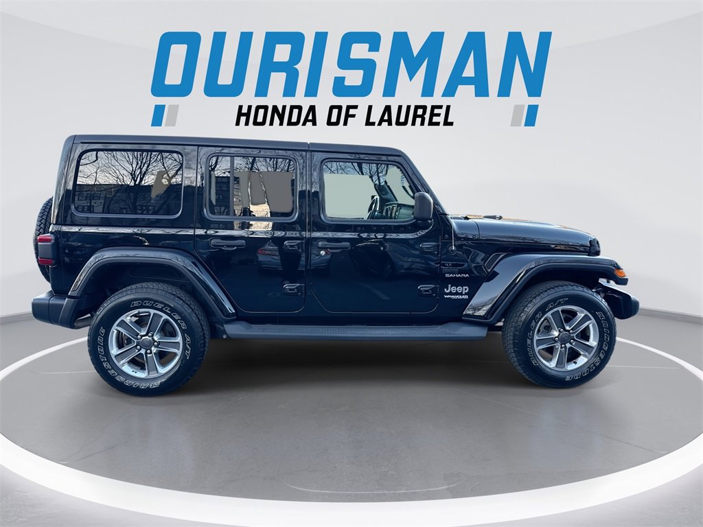 Used 2019 Jeep Wrangler Unlimited Sahara w/ Uconnect 4C Nav & Sound Group image 9