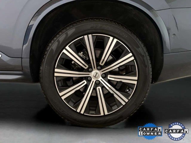 Used 2025 Volvo XC90 B6 Plus image 32