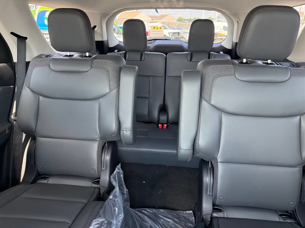 New 2026 Ford Explorer Active w/ Active Comfort Package AWD/4WD image 26