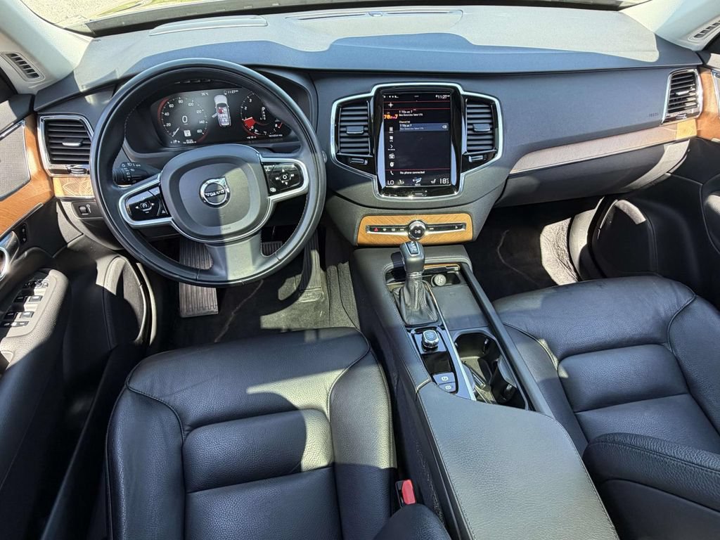 Used 2022 Volvo XC90 T6 Momentum w/ Advanced Package AWD/4WD image 17