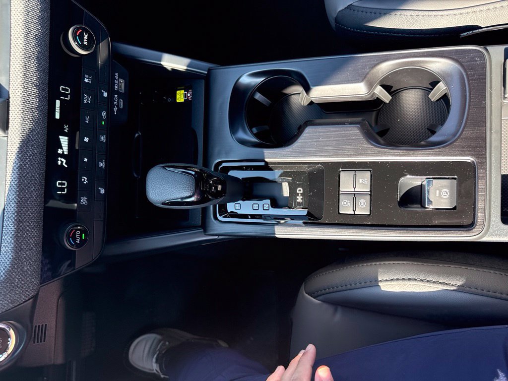 New 2026 Subaru Outback Premium AWD/4WD image 18