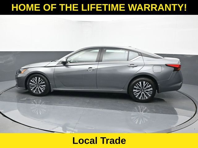 Used 2023 Nissan Altima 2.5 SV AWD/4WD image 4