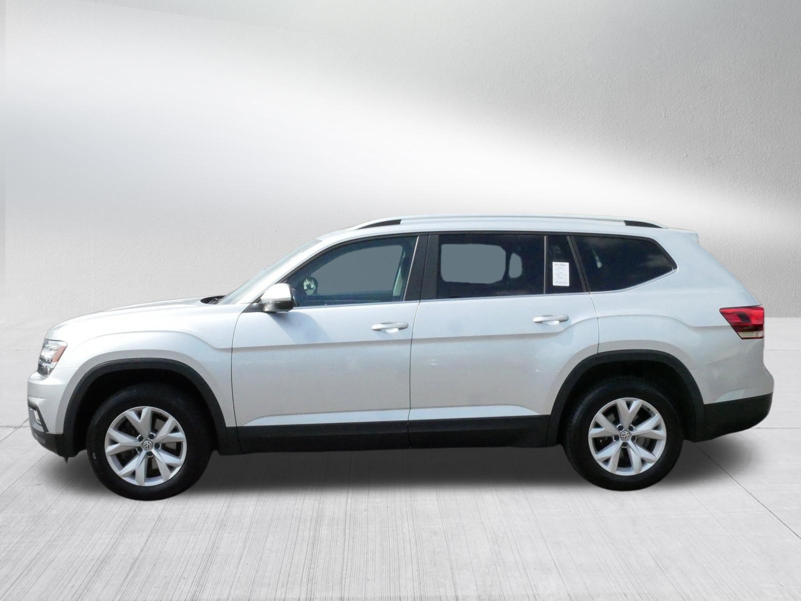 Used 2019 Volkswagen Atlas SE w/ Towing Package AWD/4WD image 4