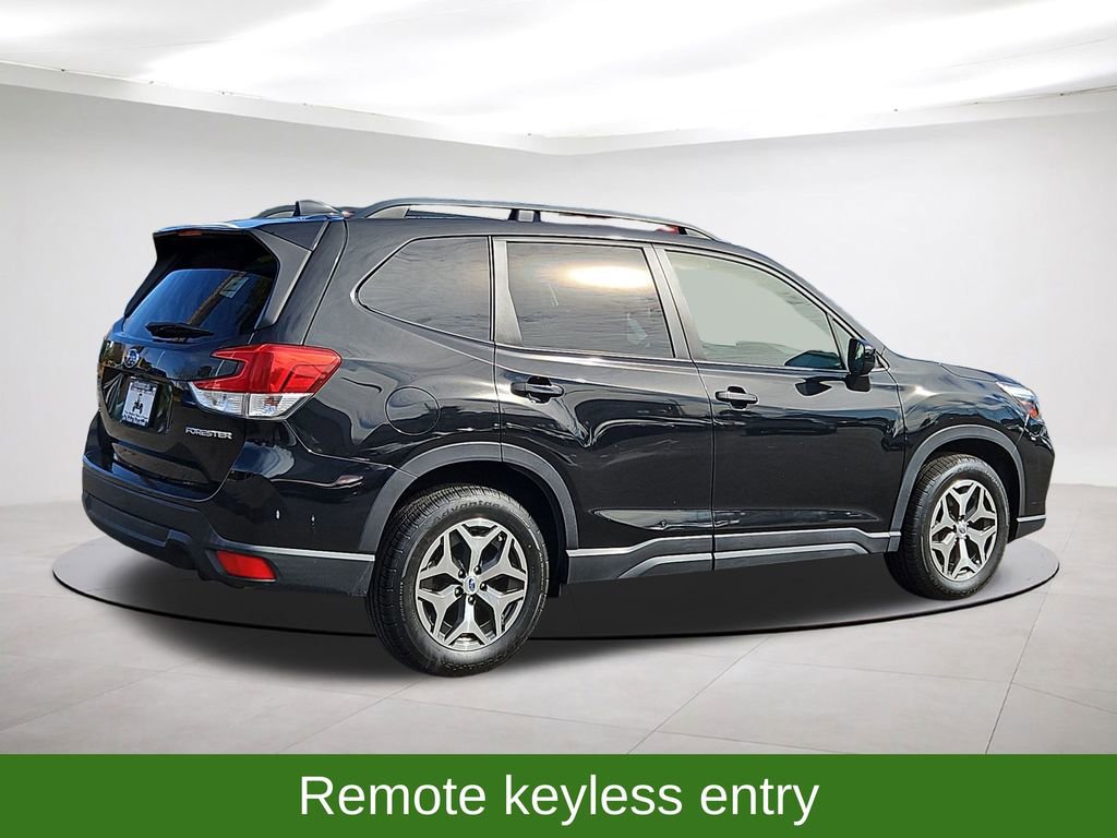 Used 2020 Subaru Forester Premium image 7