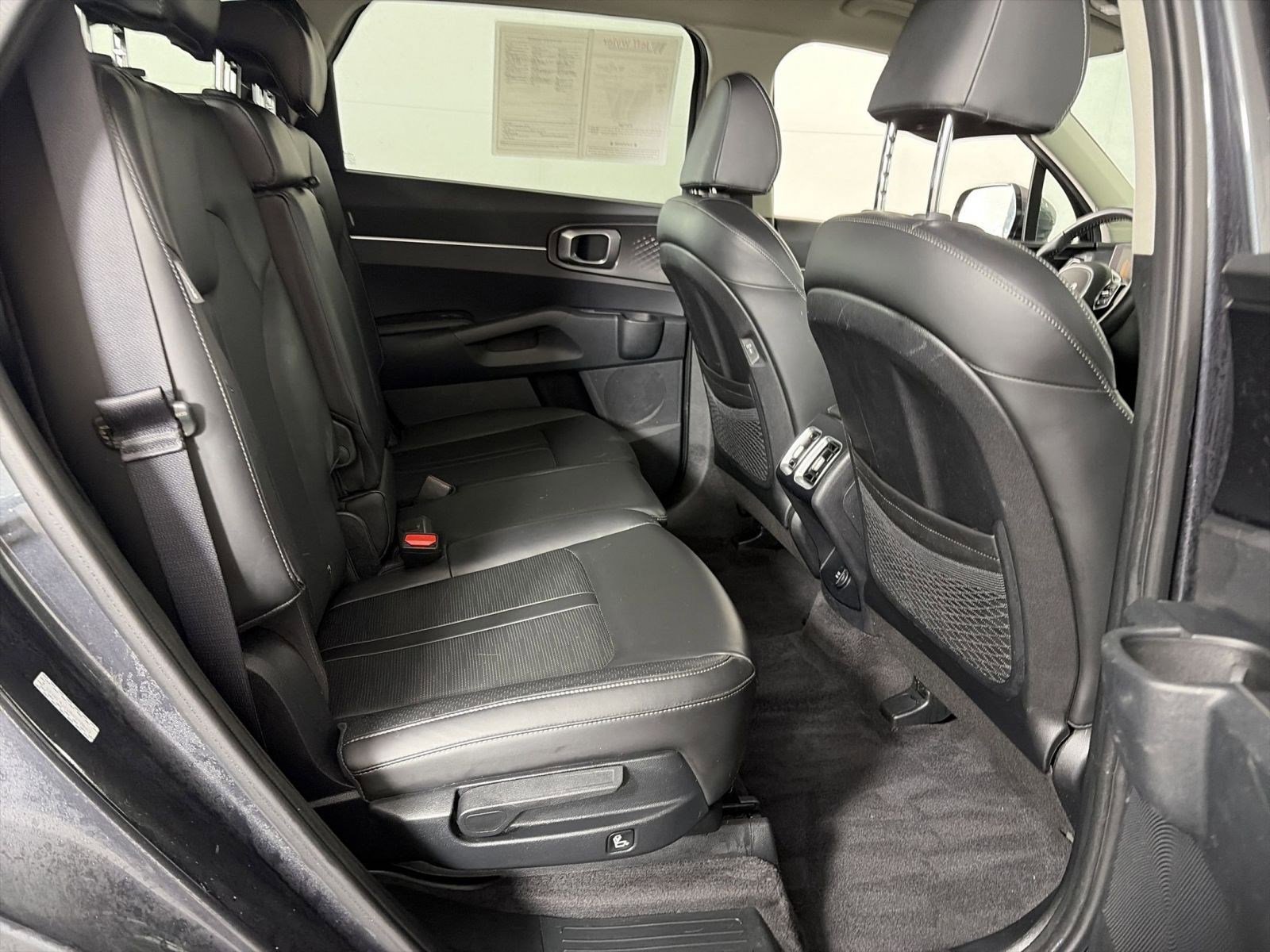 Certified 2024 Kia Sorento S image 39