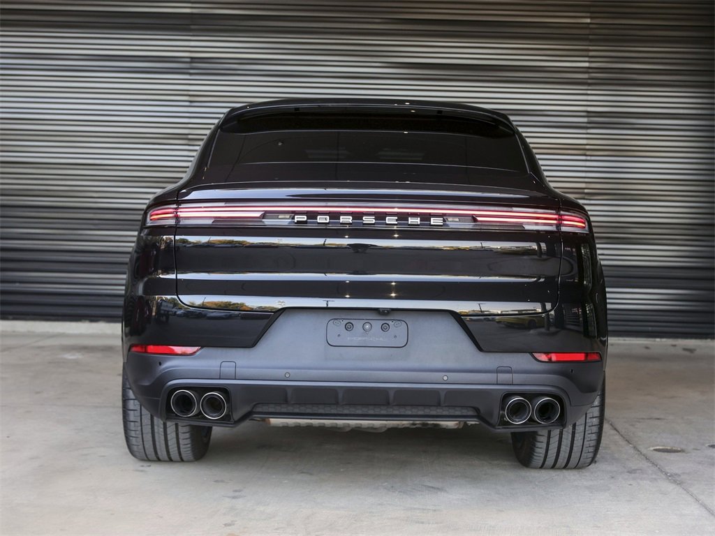 Certified 2025 Porsche Cayenne E-Hybrid Coupe image 6
