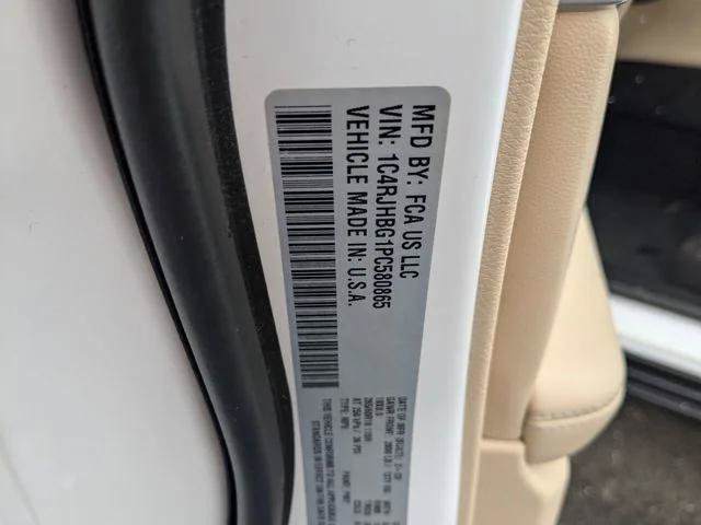 Certified 2023 Jeep Grand Cherokee Limited AWD/4WD image 31