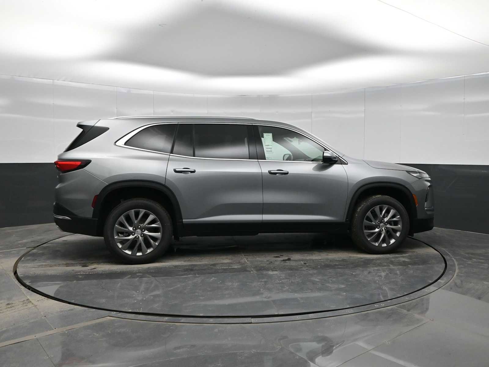 New 2026 Buick Enclave Preferred image 9