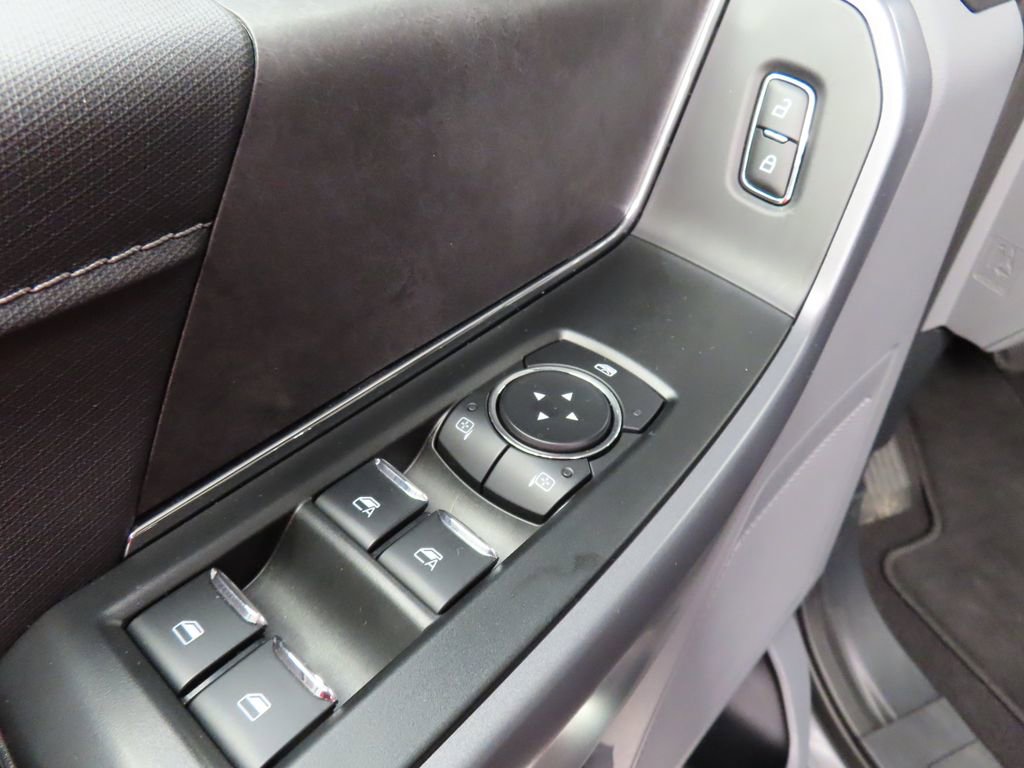 Used 2025 Ford F150 XLT w/ Equipment Group 301A Standard image 49