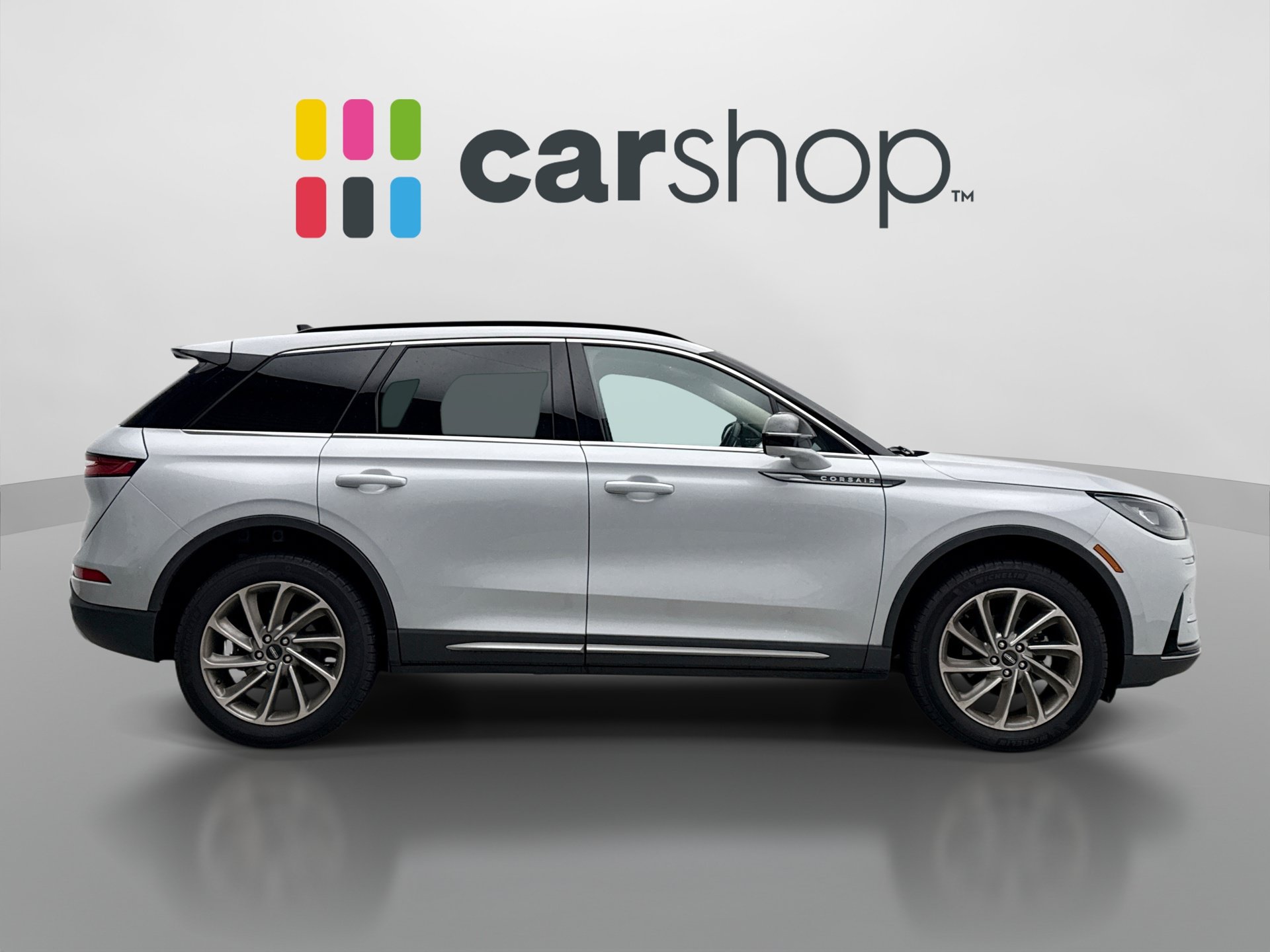 Used 2025 Lincoln Corsair AWD w/ Equipment Group 101A image 6
