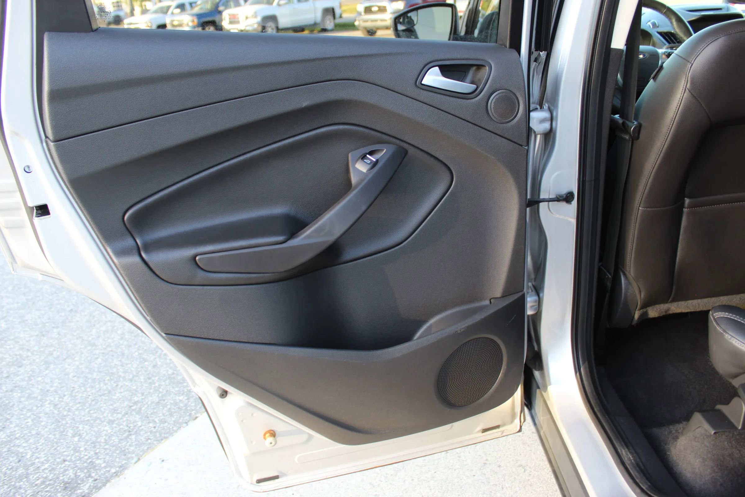 Used 2016 Ford Escape Titanium image 18