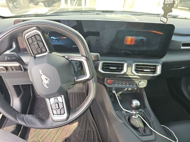 Used 2025 Ford Mustang GT Premium image 25