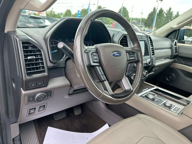 Used 2019 Ford Expedition Limited w/ Equipment Group 301A AWD/4WD image 12