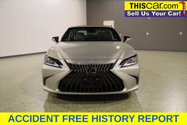 Used 2024 Lexus ES 350 w/ Premium Package FWD image 3