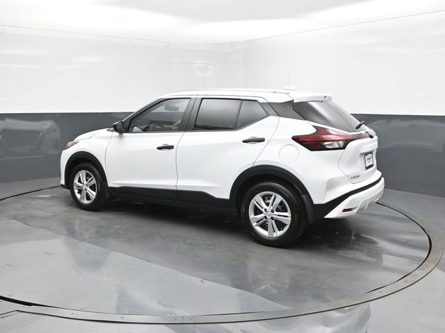 New 2025 Nissan Kicks Play S w/ Interior Electronics Package image 5