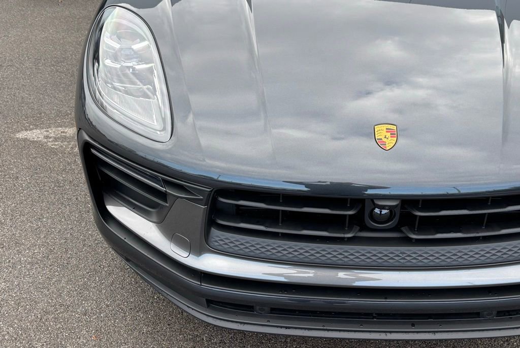 New 2026 Porsche Macan image 21