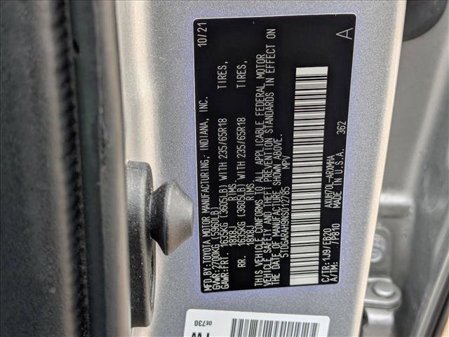 Used 2022 Toyota Highlander XLE FWD image 24