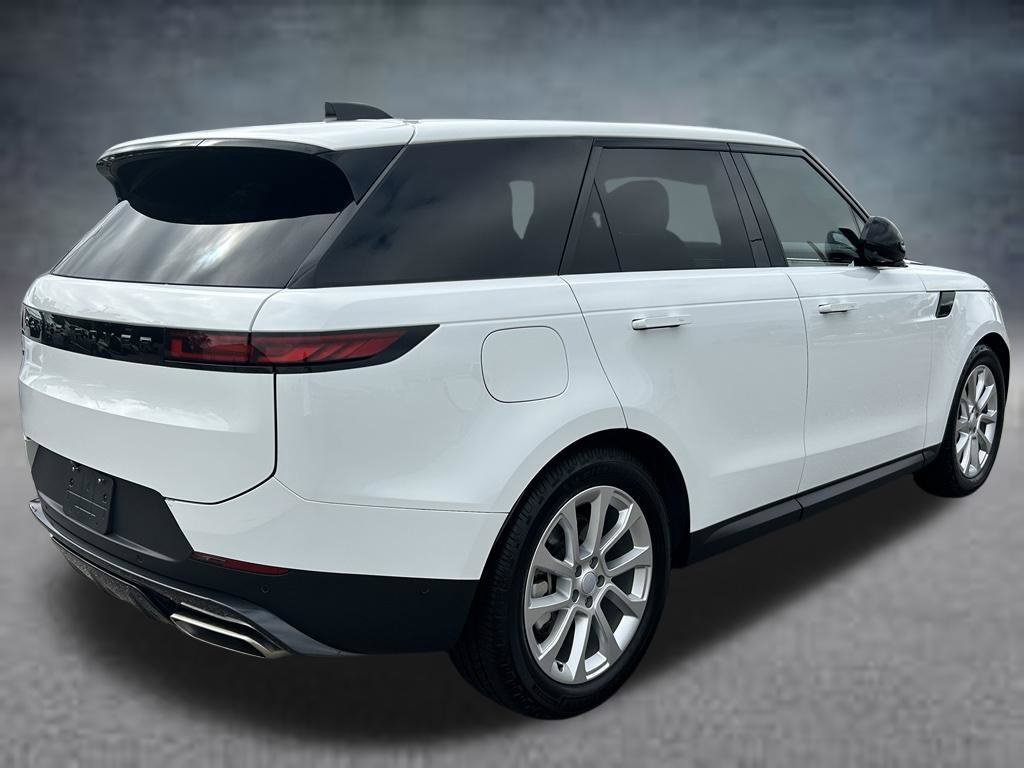 Used 2025 Land Rover Range Rover Sport SE AWD/4WD image 5