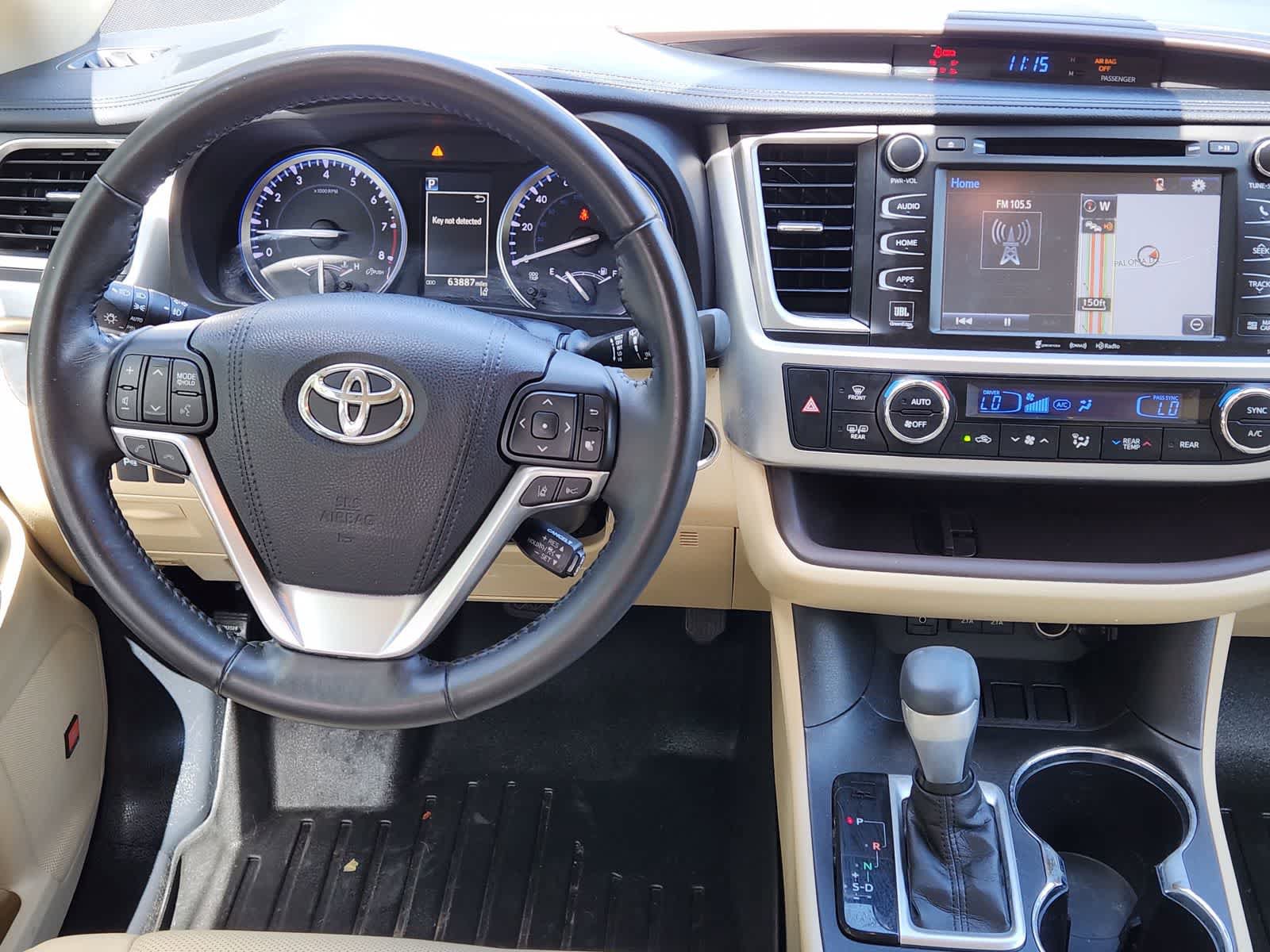 Used 2017 Toyota Highlander Limited FWD image 26