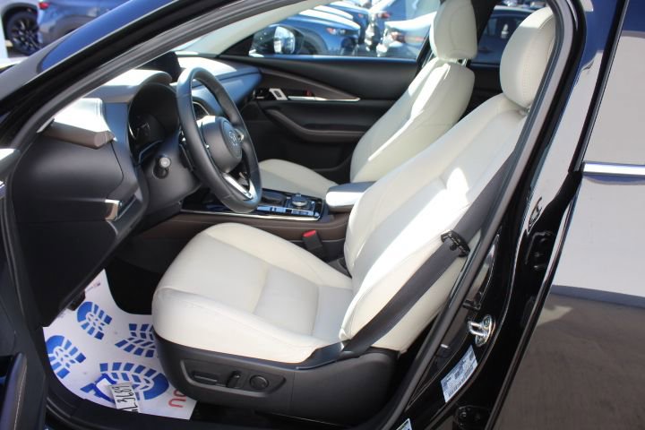 Certified 2025 MAZDA CX-30 AWD 2.5 S w/ Premium Package image 31