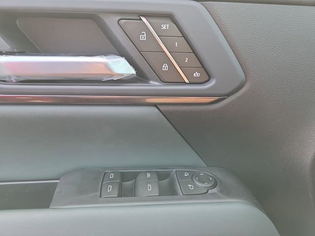 New 2026 GMC Terrain AT4 w/ Convenience Package III image 23