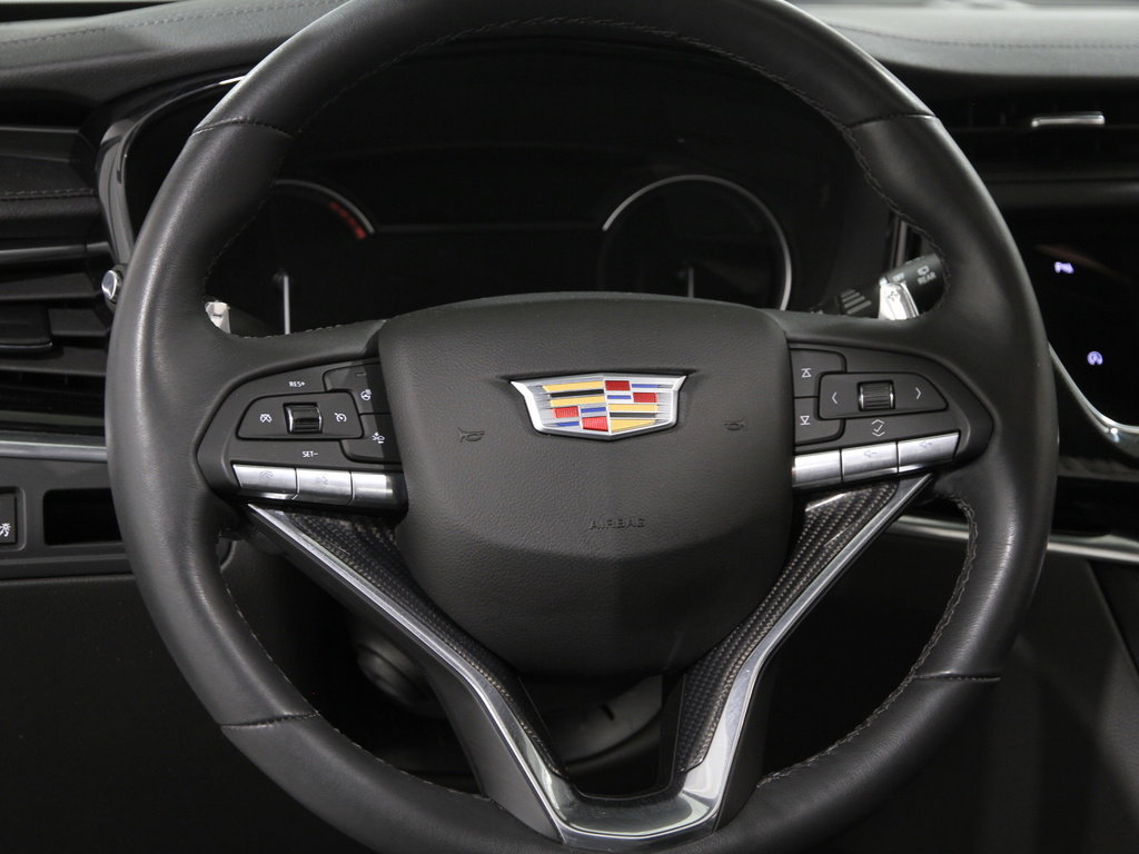 Used 2024 Cadillac XT6 Sport image 7