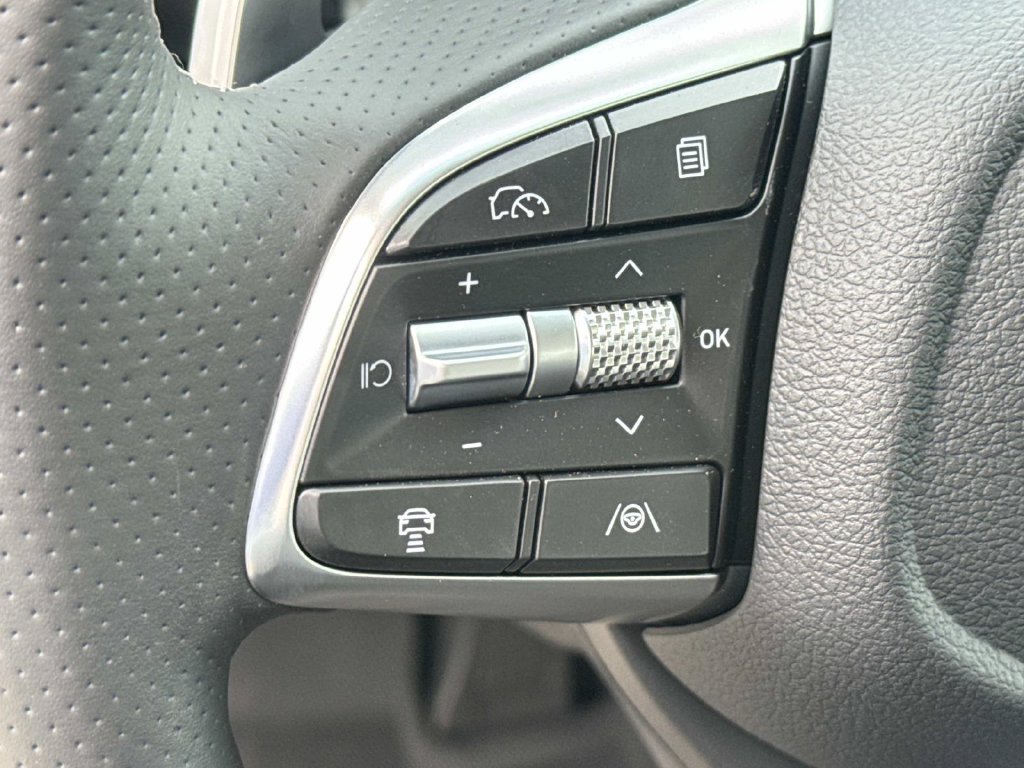 New 2026 Genesis G70 2.5T RWD image 25