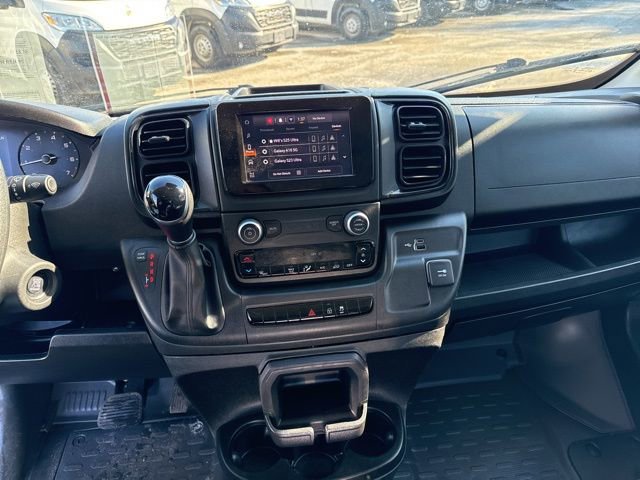 Used 2023 RAM ProMaster 2500 image 12