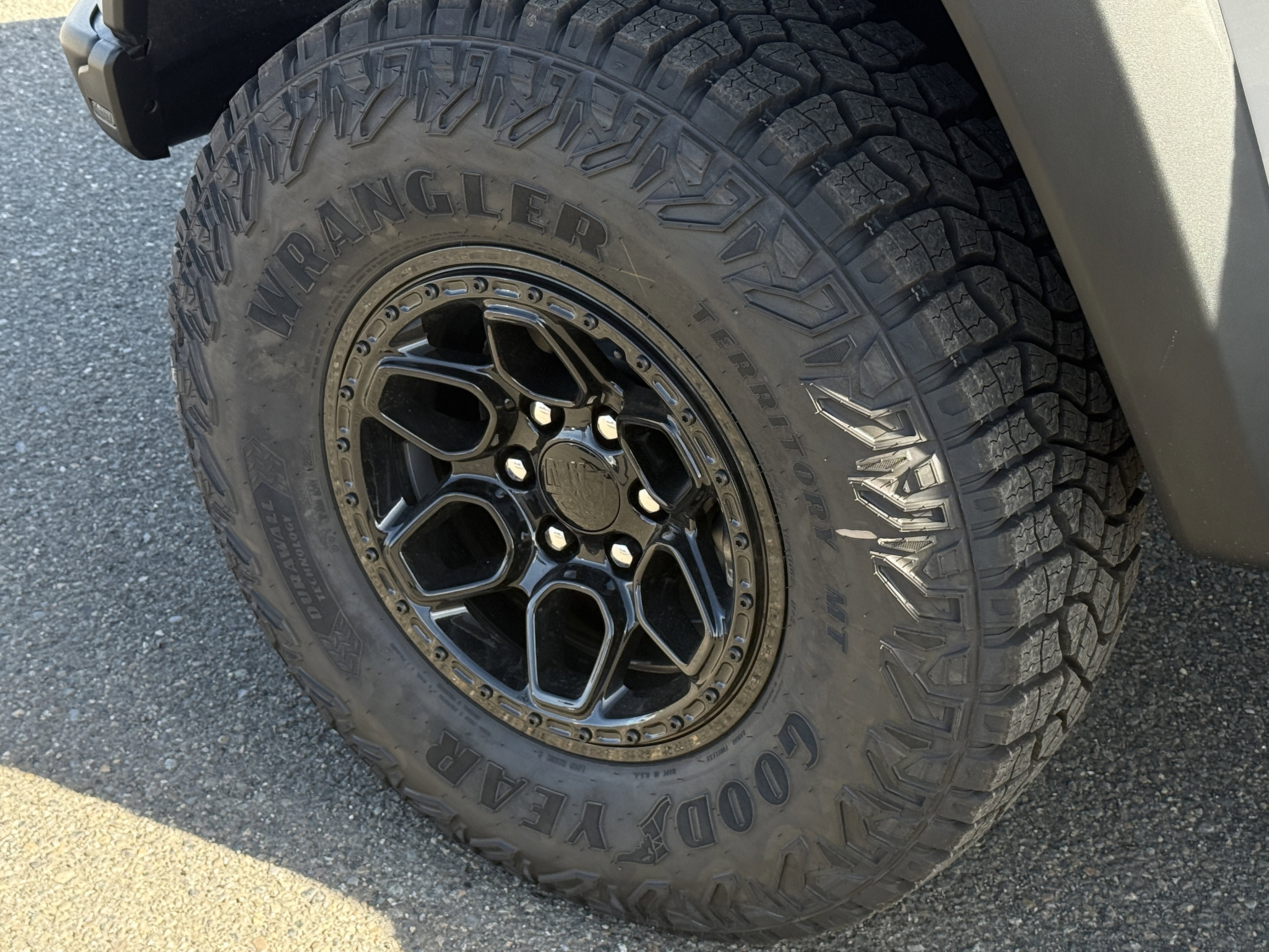 New 2026 Chevrolet Colorado ZR2 w/ ZR2 Bison Edition image 31