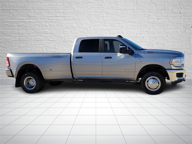 Used 2024 RAM 3500 Lone Star image 5