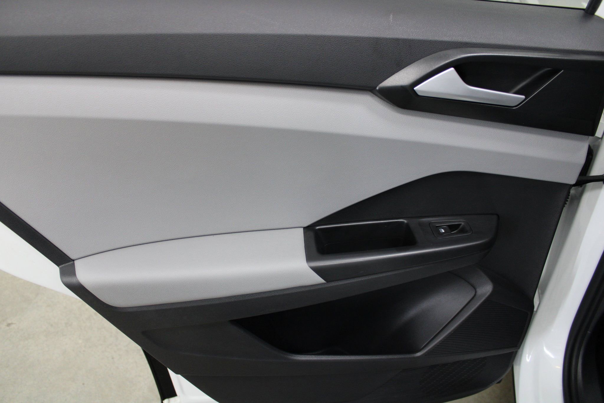 Used 2022 Volkswagen Taos SE image 20