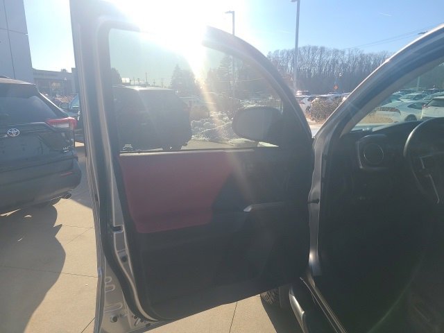 Used 2022 Toyota Tacoma SR5 image 17